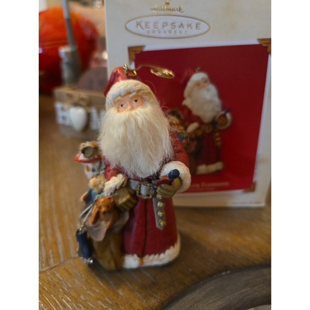 Hallmark Keepsake "Gifts for Everyone" VTG Christmas Ornament 2003 Santa